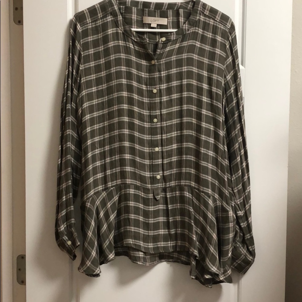 Long sleeve LOFT green plaid peplum top